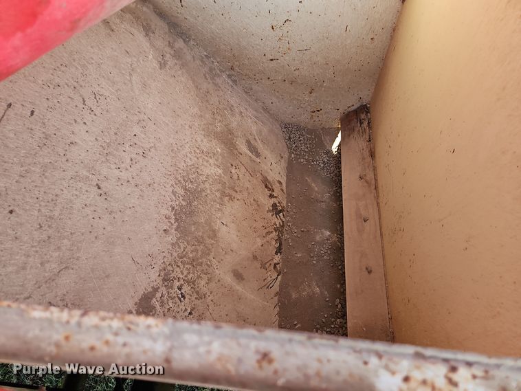 image for item EI8420 1994 GMC Top Kick C6500 crane truck