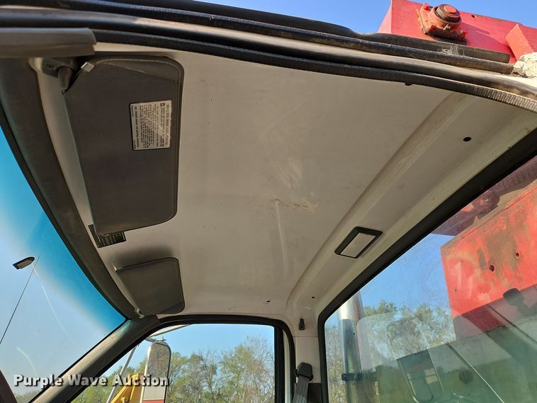 image for item EI8420 1994 GMC Top Kick C6500 crane truck