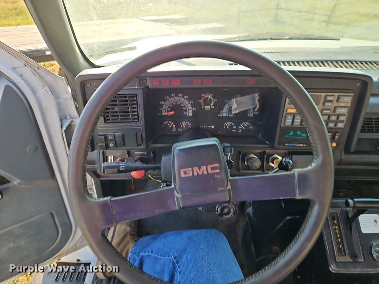 image for item EI8420 1994 GMC Top Kick C6500 crane truck
