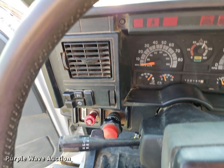 image for item EI8420 1994 GMC Top Kick C6500 crane truck