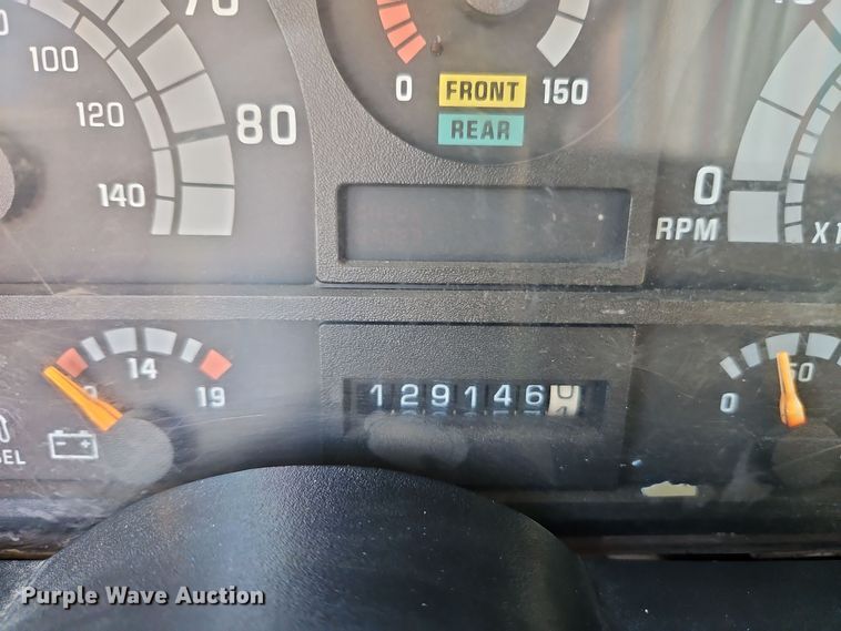 image for item EI8420 1994 GMC Top Kick C6500 crane truck