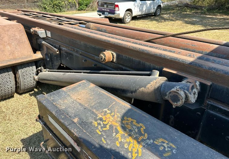 image for item EJ4881 1993 Mack RD690S rollback truck