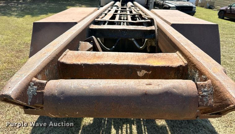 image for item EJ4881 1993 Mack RD690S rollback truck