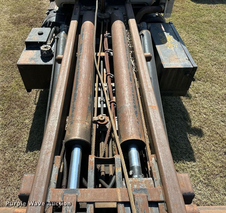 image for item EJ4881 1993 Mack RD690S rollback truck