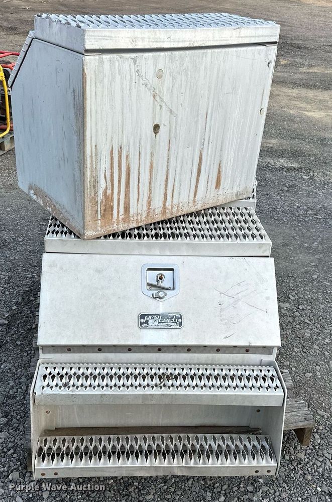 image for item EJ4914 (2) ProTech truck steps 