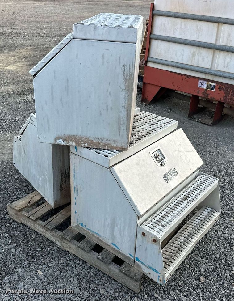 image for item EJ4914 (2) ProTech truck steps 