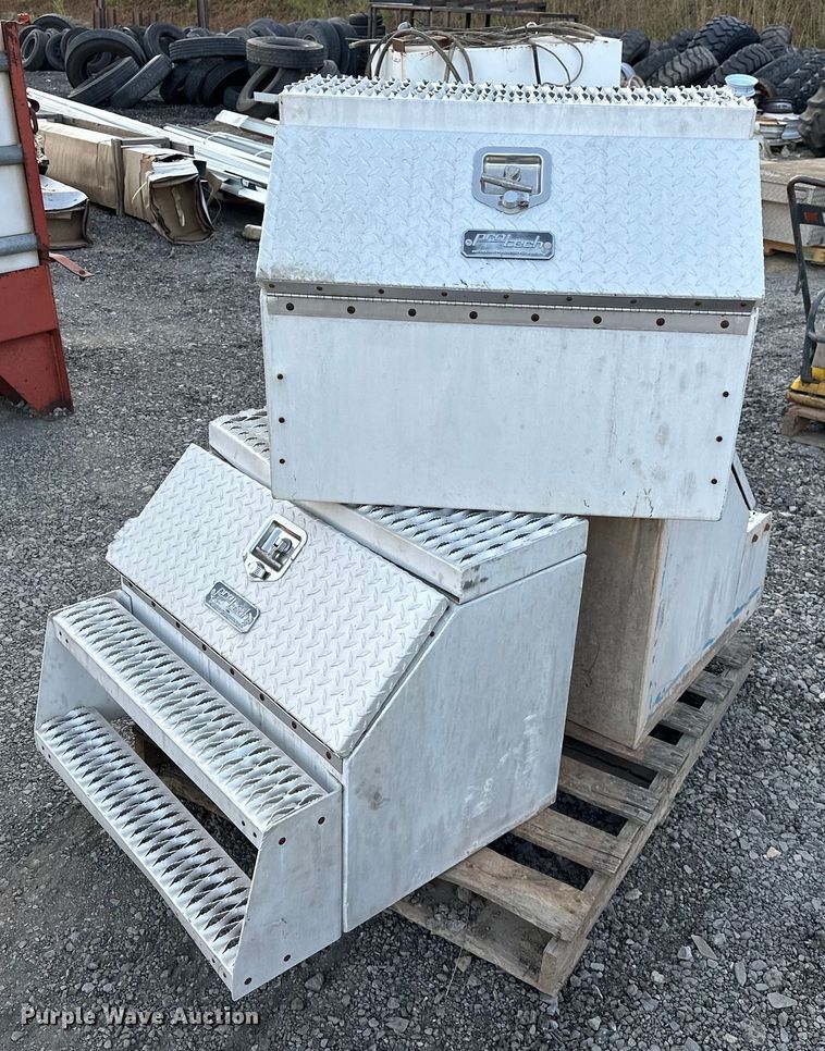 image for item EJ4914 (2) ProTech truck steps 