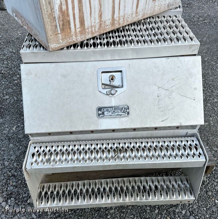 image for item EJ4914 (2) ProTech truck steps 