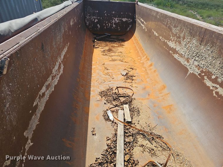 image for item EK0839 1989 Hilbilt end dump trailer