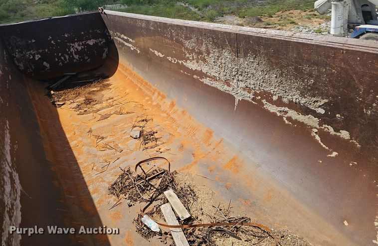 image for item EK0839 1989 Hilbilt end dump trailer