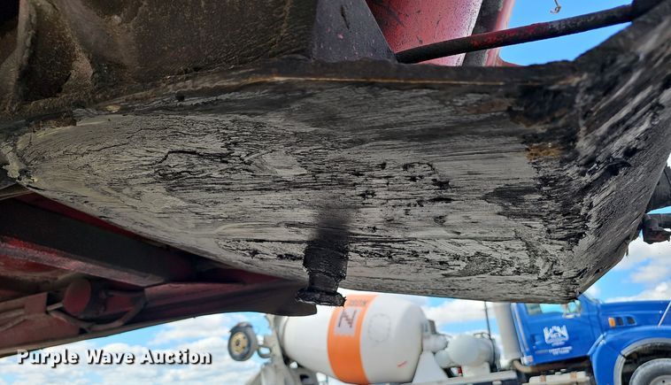 image for item EK0839 1989 Hilbilt end dump trailer