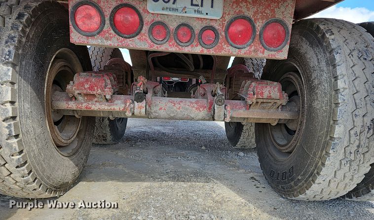 image for item EK0839 1989 Hilbilt end dump trailer