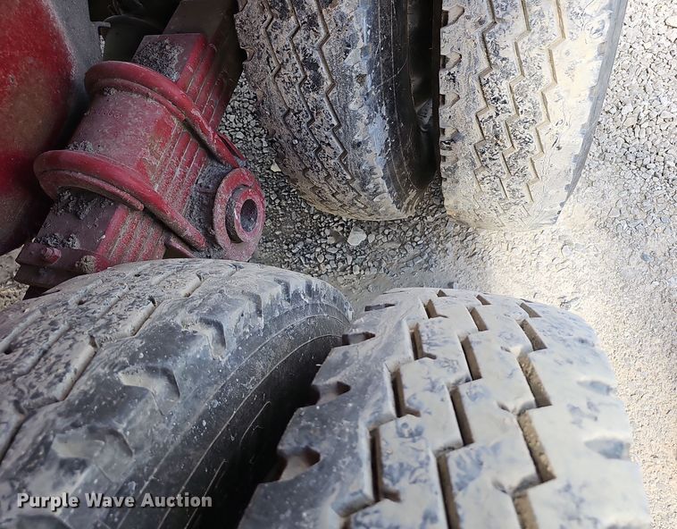 image for item EK0839 1989 Hilbilt end dump trailer