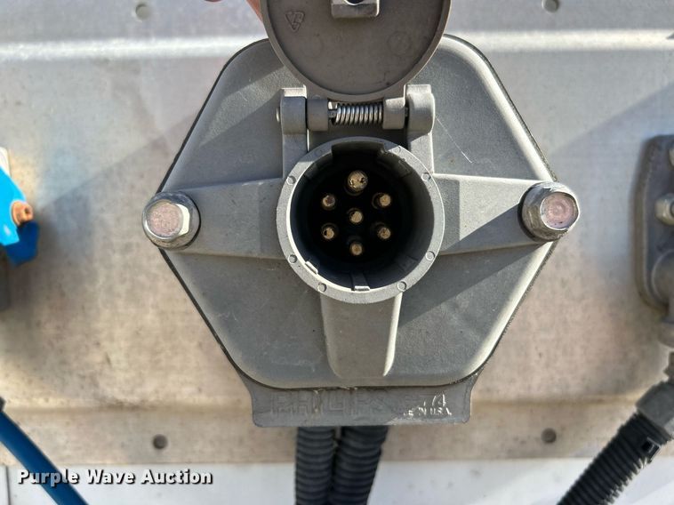 image for item EK3447 2022 Great Dane CCC-3314-21053 dry van trailer