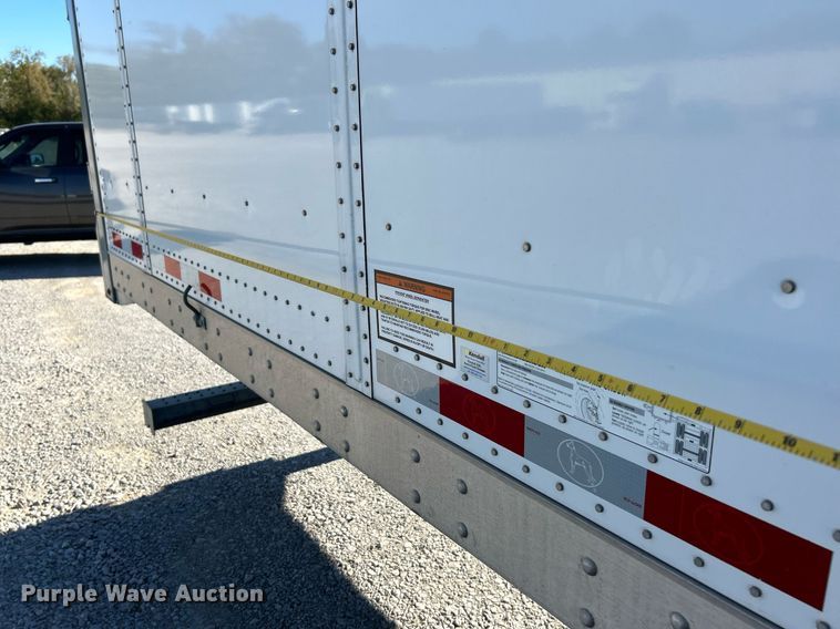 image for item EK3447 2022 Great Dane CCC-3314-21053 dry van trailer