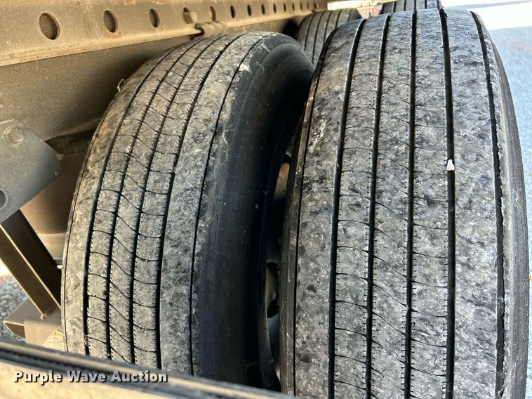 image for item EK3447 2022 Great Dane CCC-3314-21053 dry van trailer