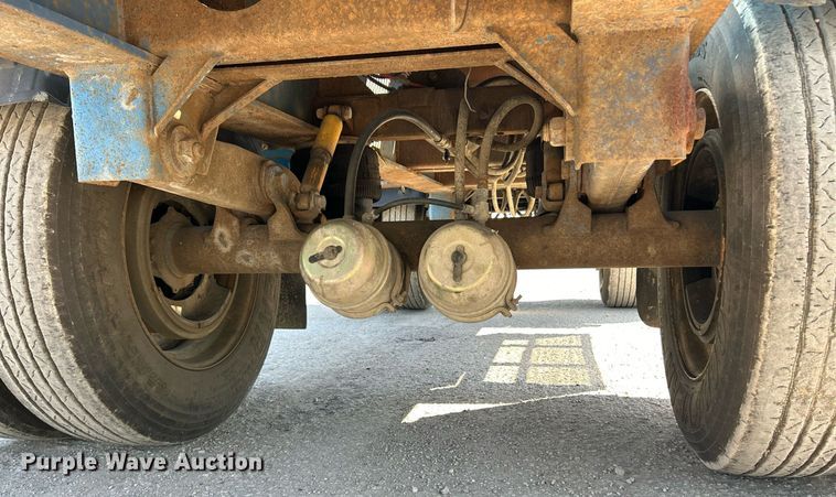 image for item EK3535 1997 Benlee TATBS48 container trailer