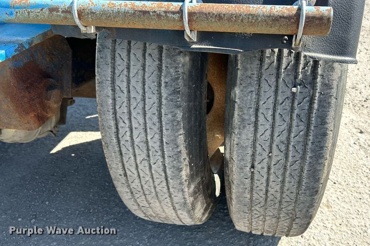 image for item EK3535 1997 Benlee TATBS48 container trailer