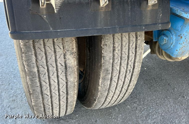 image for item EK3535 1997 Benlee TATBS48 container trailer