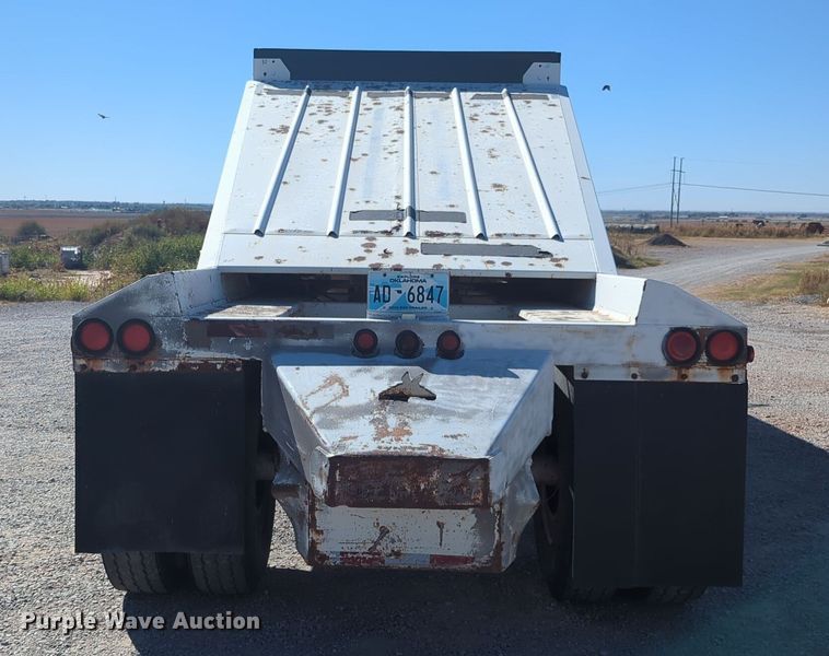 image for item EQ2340 2011 Construction Trailer Specialists BDT-42 bottom dump trailer