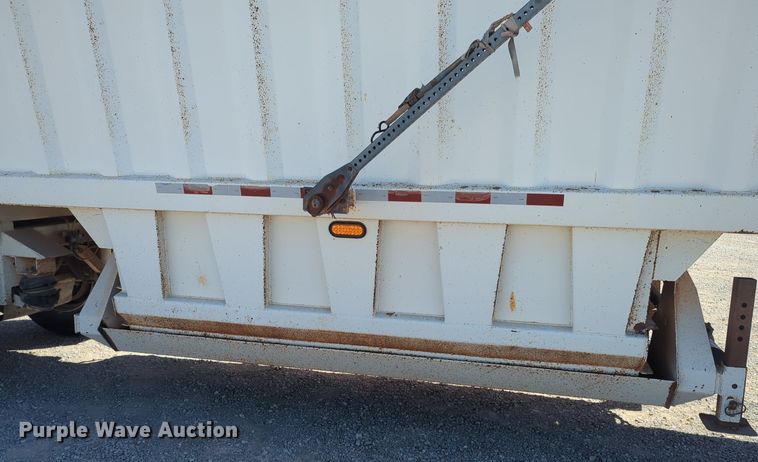 image for item EQ2340 2011 Construction Trailer Specialists BDT-42 bottom dump trailer