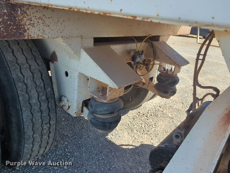 image for item EQ2340 2011 Construction Trailer Specialists BDT-42 bottom dump trailer