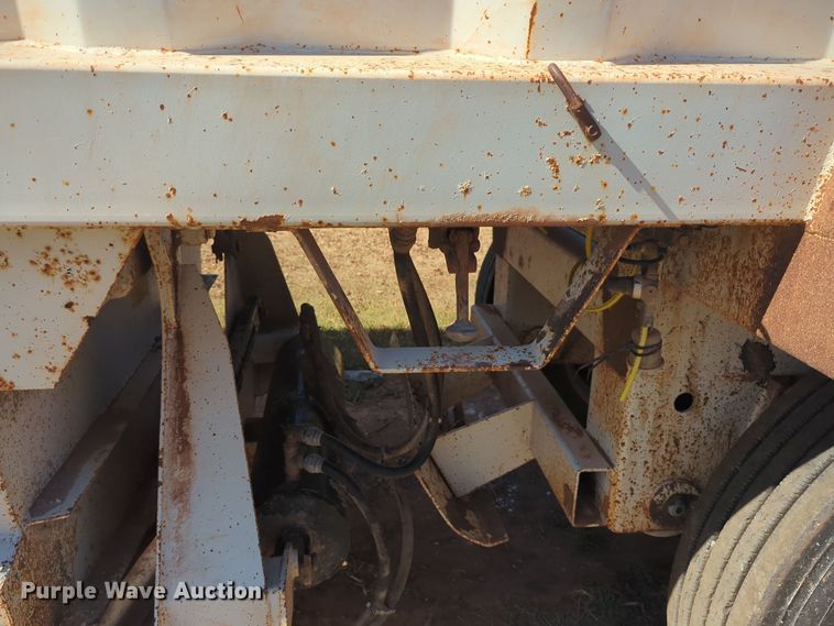 image for item EQ2341 2012 Construction Trailer Specialists BDT 42 LW bottom dump trailer