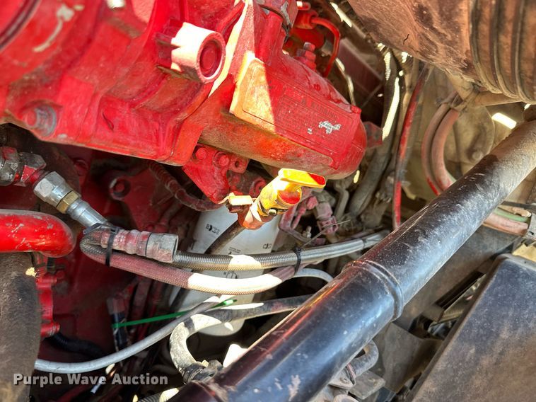 image for item ER8024 2015 International ProStar Plus semi truck