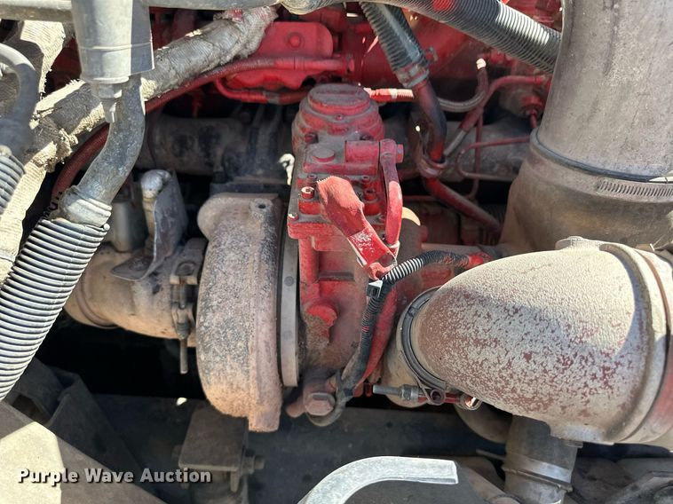 image for item ER8024 2015 International ProStar Plus semi truck