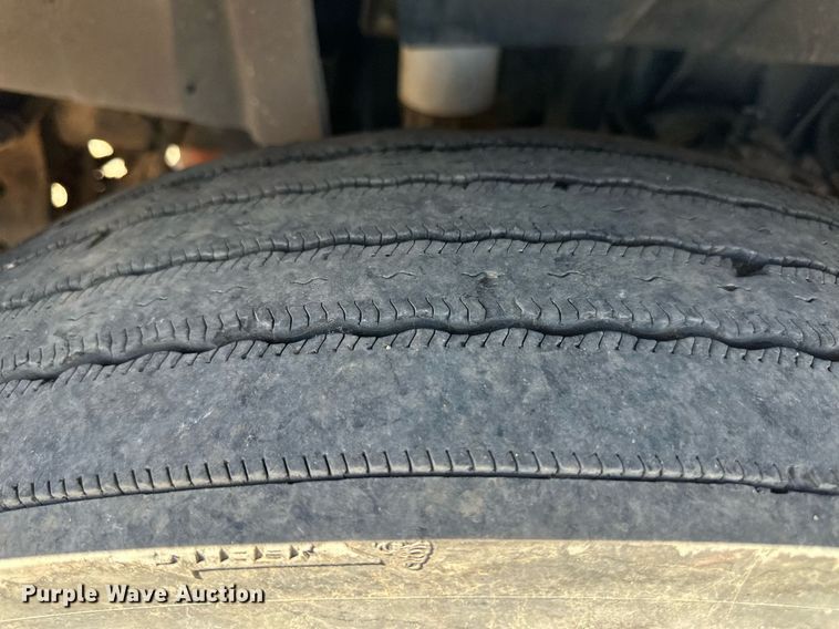 image for item ER8024 2015 International ProStar Plus semi truck