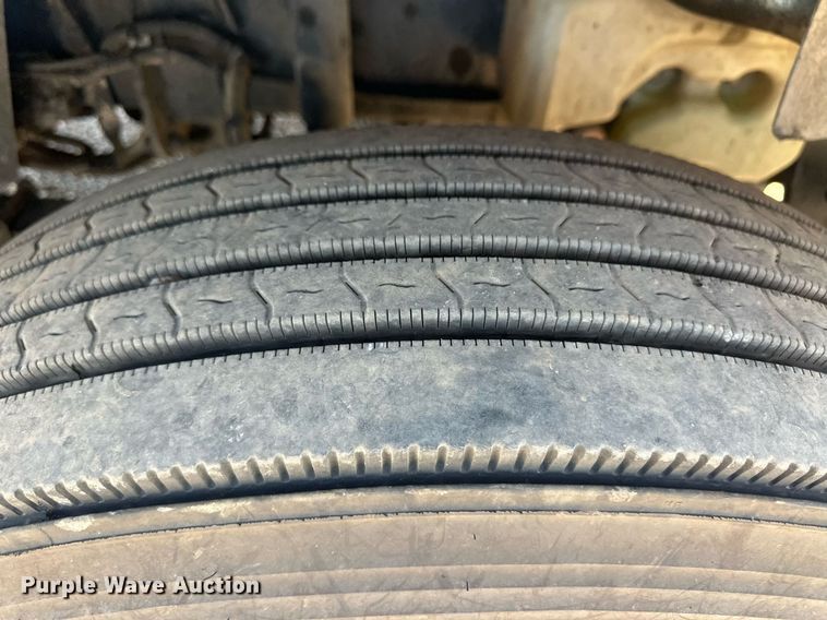 image for item ER8024 2015 International ProStar Plus semi truck