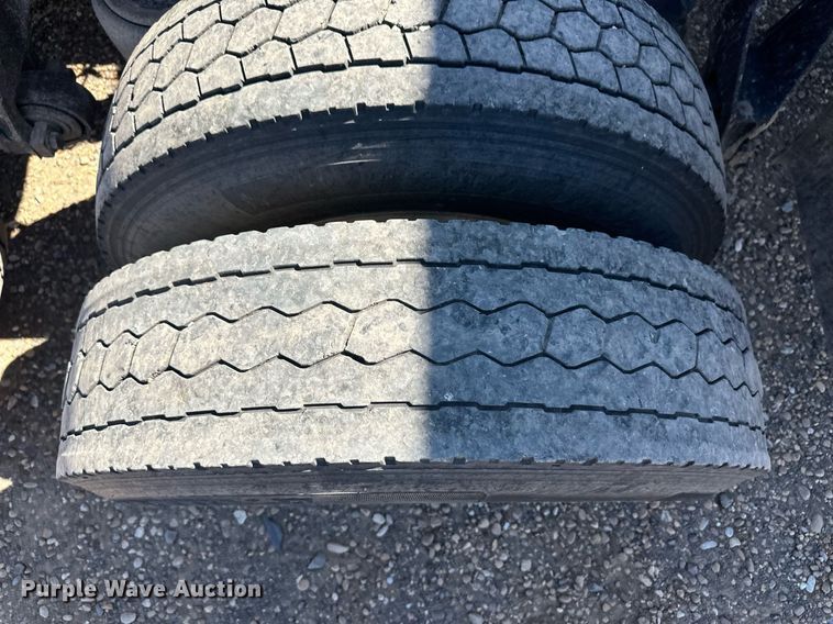 image for item ER8024 2015 International ProStar Plus semi truck