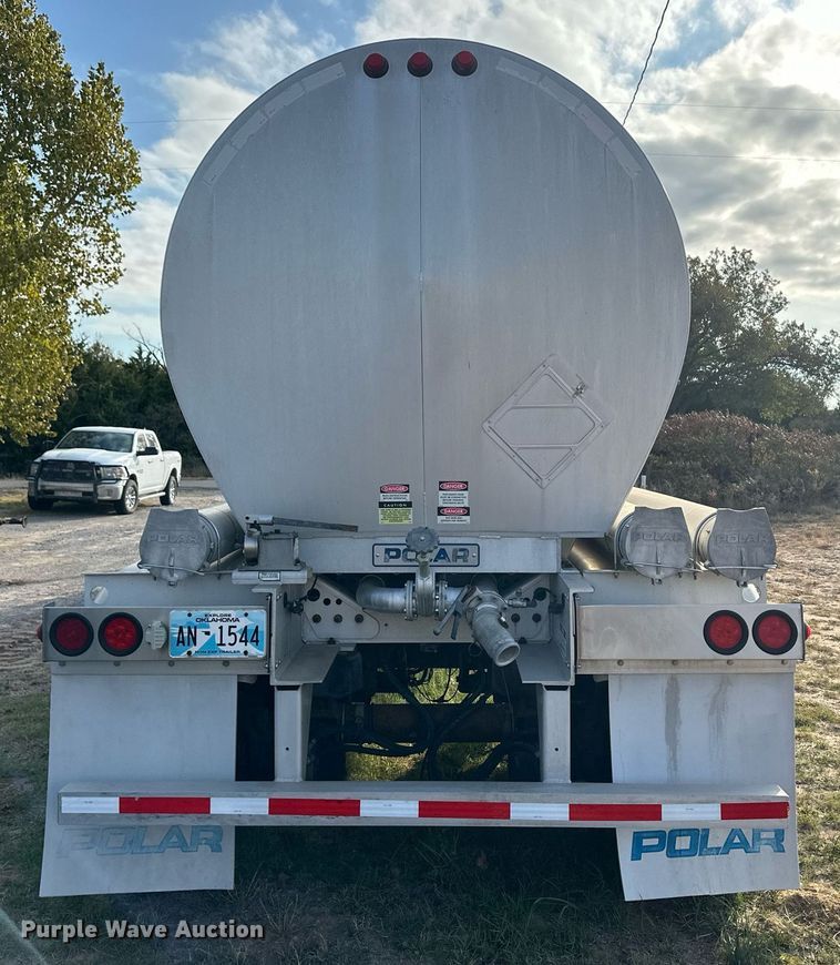 image for item ER8083 2017 Polar tank trailer