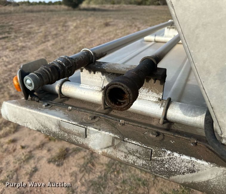 image for item ER8083 2017 Polar tank trailer