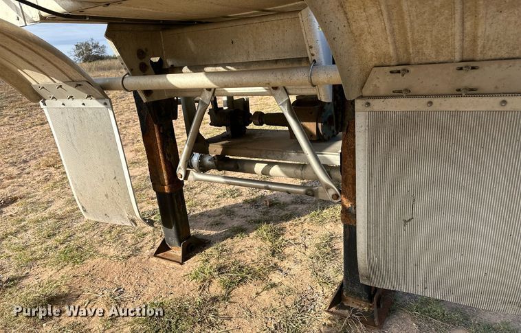 image for item ER8083 2017 Polar tank trailer