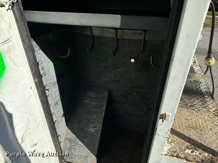 image for item IE9148 2001 Sterling digger derrick truck