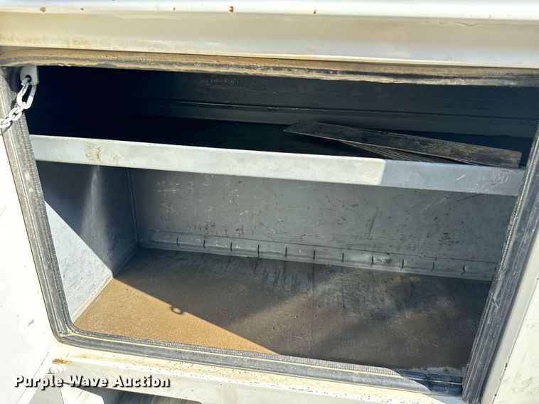 image for item IE9148 2001 Sterling digger derrick truck