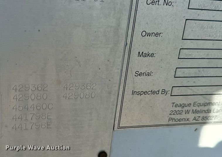 image for item IE9148 2001 Sterling digger derrick truck