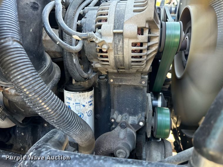 image for item IE9148 2001 Sterling digger derrick truck