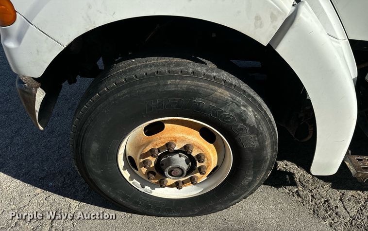 image for item IE9148 2001 Sterling digger derrick truck