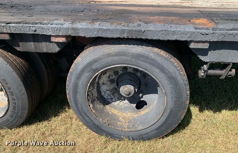 image for item JT9729 1997 Viking VPPD-48 drop deck trailer