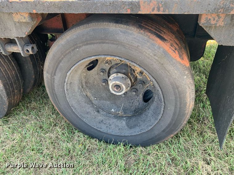 image for item JT9729 1997 Viking VPPD-48 drop deck trailer