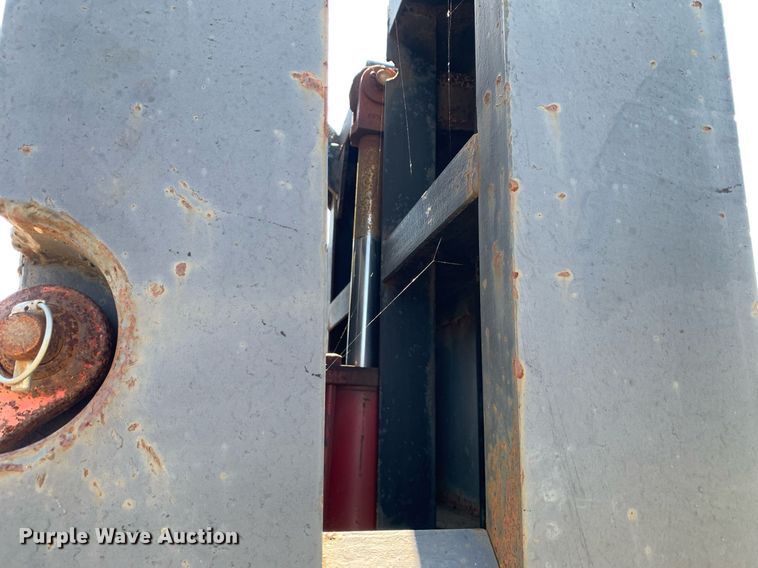 image for item JT9730 1981 Aztec drop deck equipment trailer