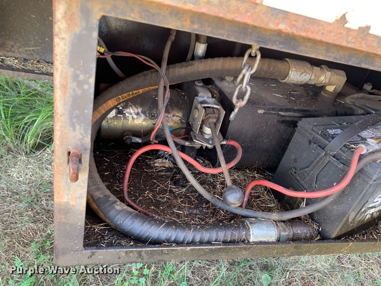 image for item JT9730 1981 Aztec drop deck equipment trailer