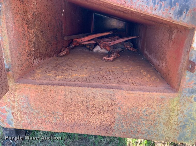 image for item JT9730 1981 Aztec drop deck equipment trailer