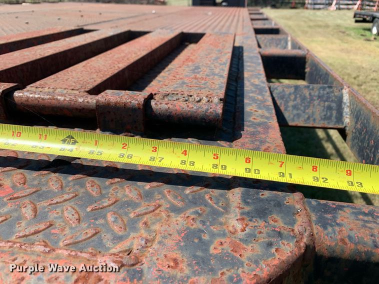 image for item JT9730 1981 Aztec drop deck equipment trailer