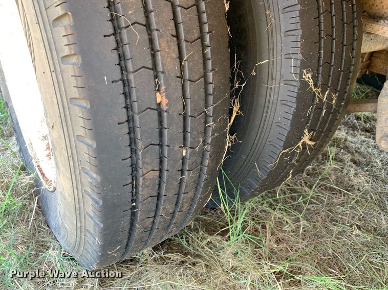 image for item JT9730 1981 Aztec drop deck equipment trailer