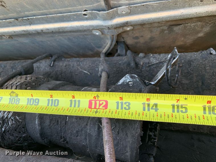 image for item JT9735 2011 Peterbilt  365 oil distributor truck