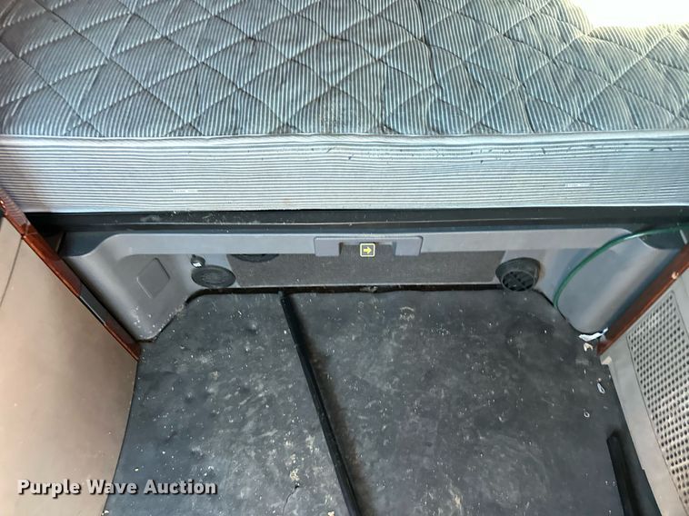 image for item LO9439 2014 Freightliner Cascadia semi truck