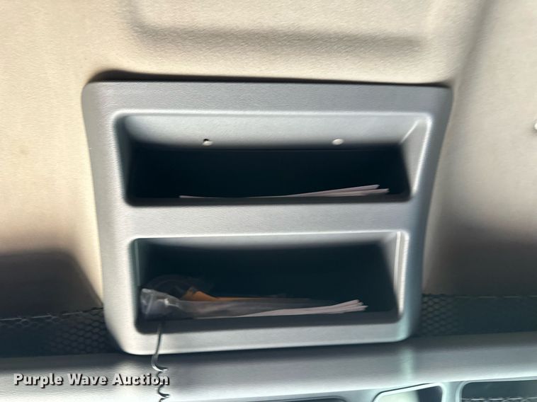 image for item LO9439 2014 Freightliner Cascadia semi truck